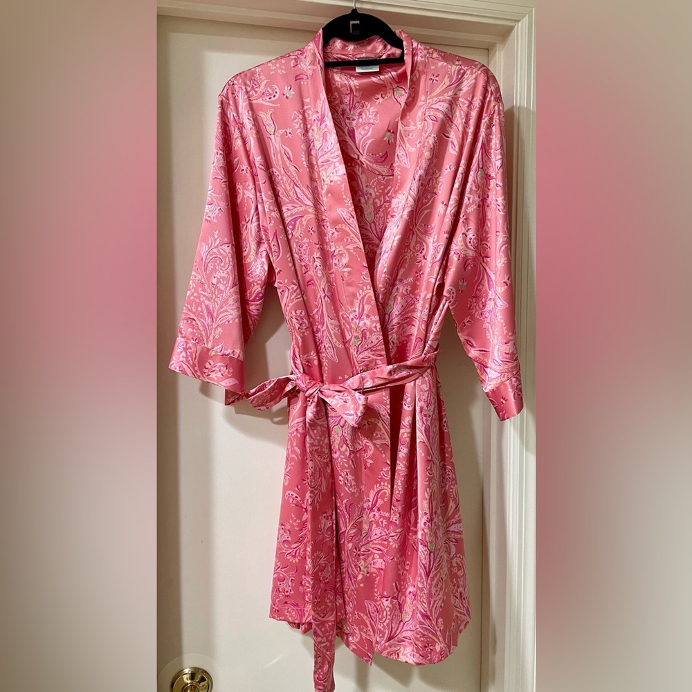 CABERNET Nightgown with spaghetti straps with matching robe satin like fabric XL